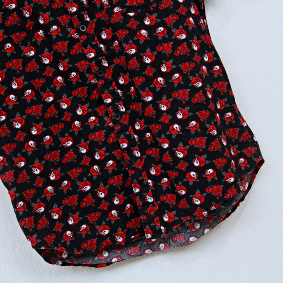 Bundle of 2 WXYZ Skull & Roses Button Down Short Sleeve Shirts Black Red Men M - Picture 4 of 16